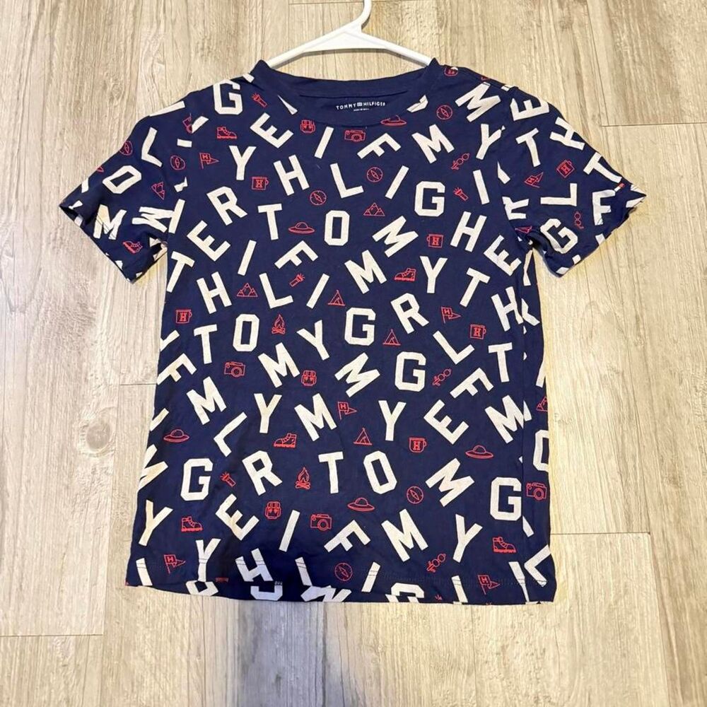 Tommy Hilfiger all over logo kids/boys size M (8-10)